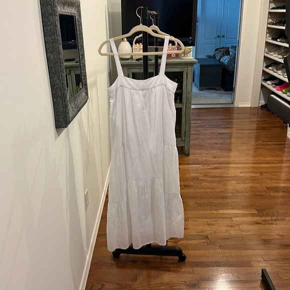 Jenni Kayne Dresses & Skirts - Gently worn Jenni Kayne summer dress. White size small